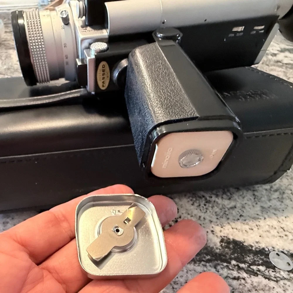 Minolta Autopak-8 D6 Super 8 Movie Camera with Case and Manual Vintage Japan